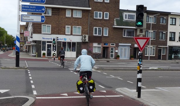 Tootie at bicycle traffic light